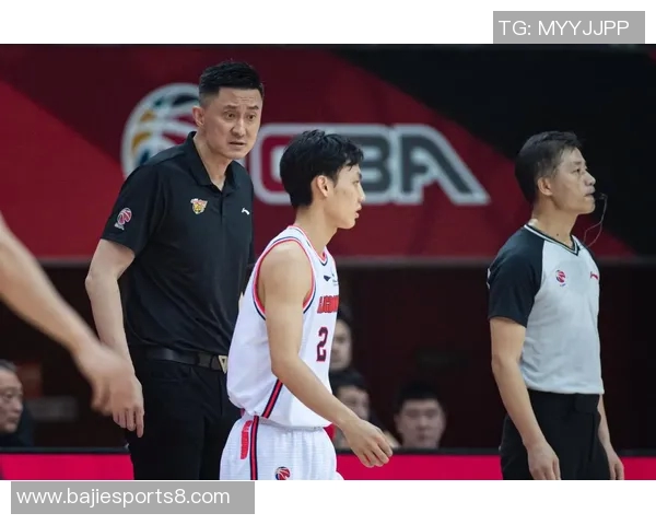 广东队迎来空间型内线助力杜锋曾力压男篮顶级中锋展现实力