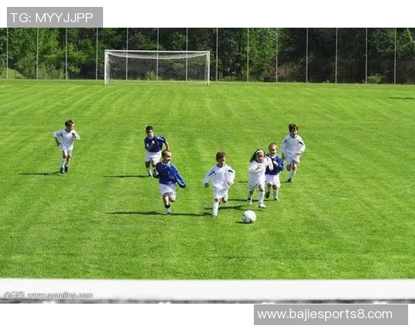 足球比赛时长揭秘从开场到终场的时间安排与影响因素分析 足球比赛时长揭秘从开场到终场的时间安排与影响因素分析